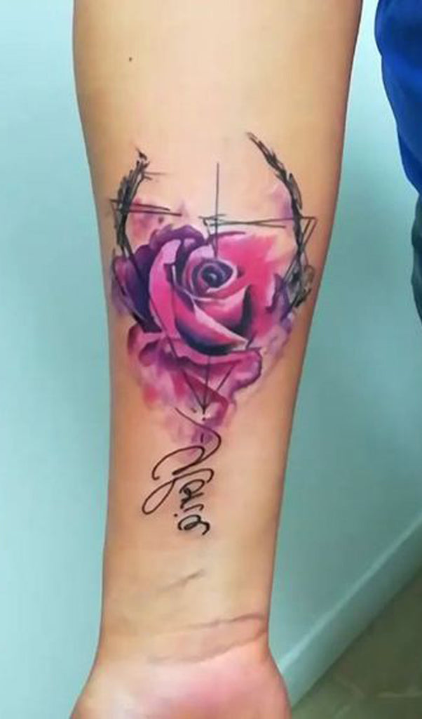 Cool Unique Watercolor Rose Forearm Tattoo Ideas for Women -  Acuarelas únicas para el tatuaje de antebrazo rosa para mujeres - www.MyBodiArt.com 