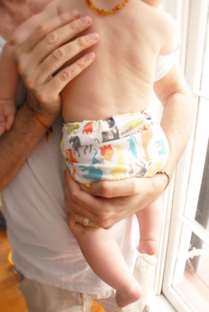 cloth diapers fit sizing leak prevention fuzzibunz