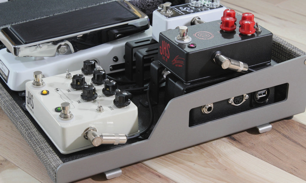 custom pedalboard setup with JHS AT Andy Simmons signature drive v2 and Double Barrel v3