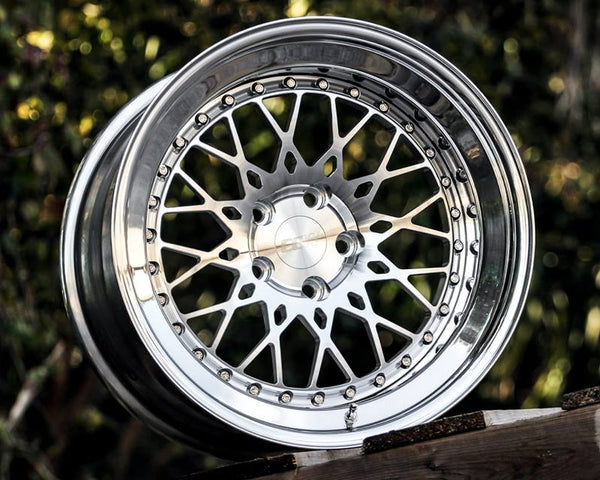 In the world of wheels, forged aluminum versus cast aluminum wheels needs clarification so that you pick the best option for your project from manufacturers like CCW, Weld, True Forged, JNC, XXR, fifteen52, American Racing and many others as construction type, price and material strength widely vary based on how the wheel is made.