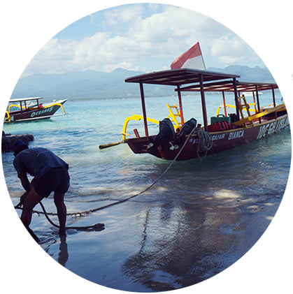 makers travelers boat lombok to gili ferry