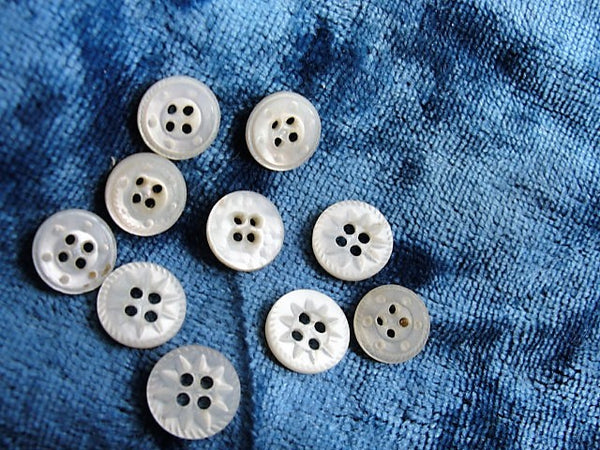 sew through Vintage Buttons 14 matching mother of pearl may 141 21 tiny size 5/16 8mm