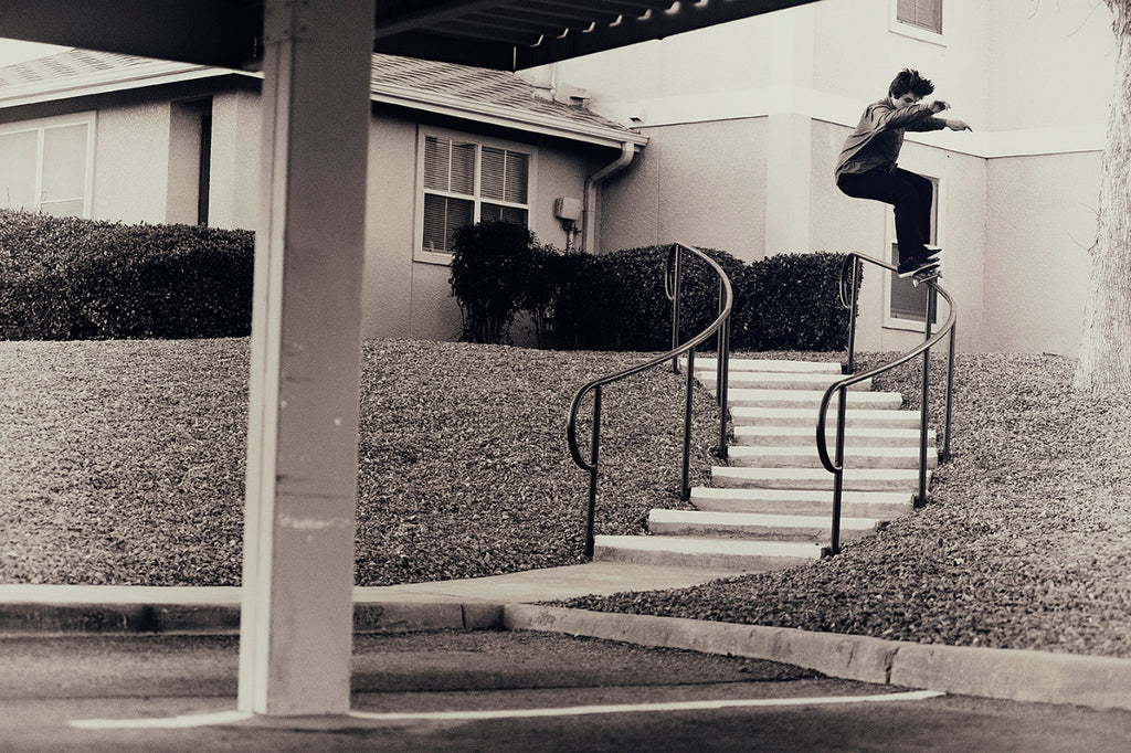 Tom Karangelov Frontside 5050 photo Ryan Allan - Welcome Skate Store Interview