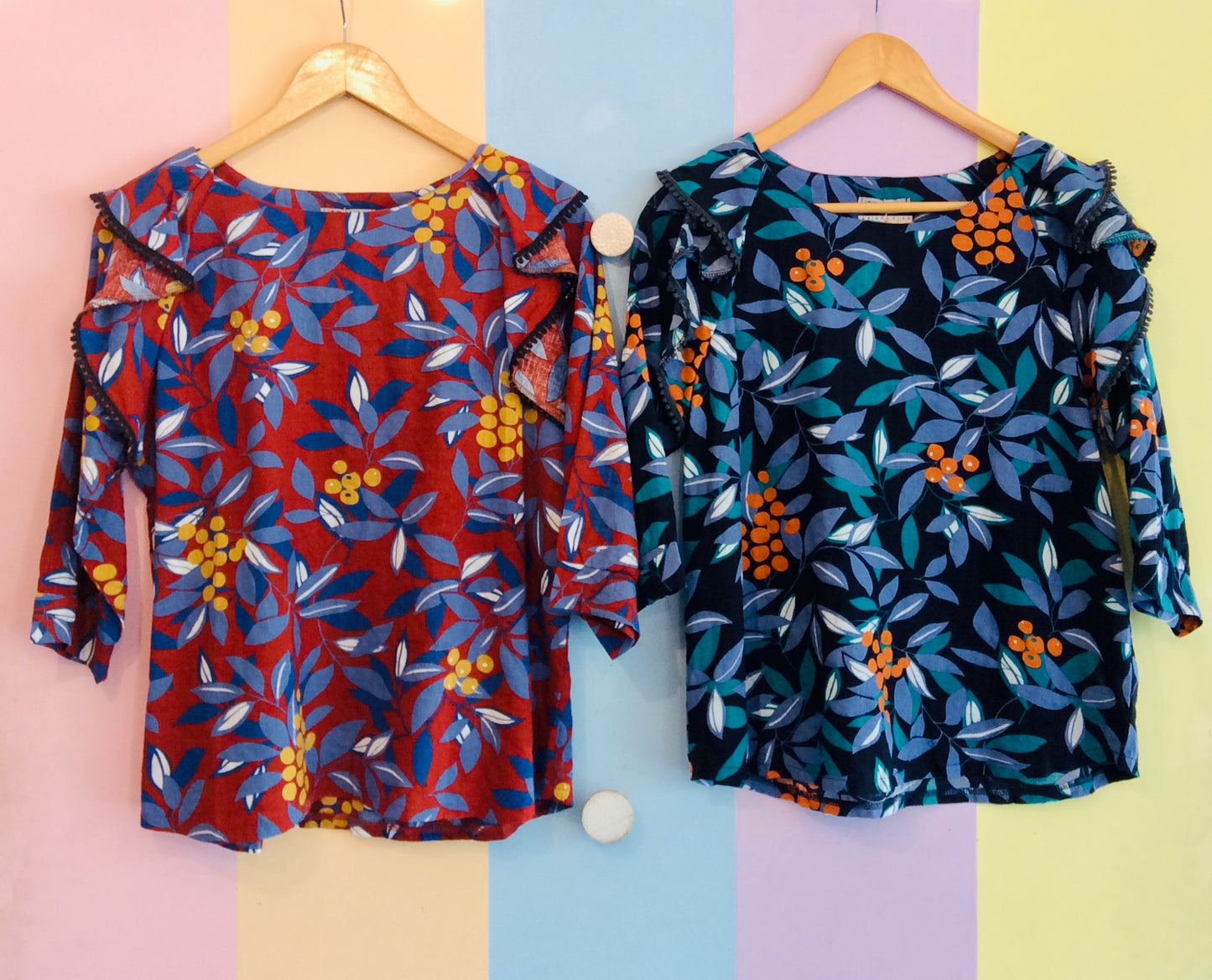 Tropical 3/4's Top w/ Ruffle Mexican Sleeves...