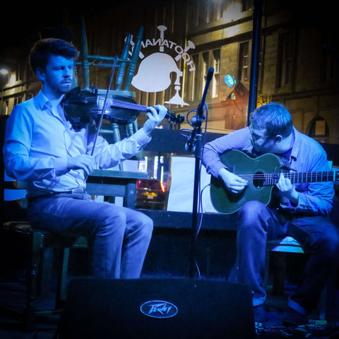 Shetland fiddle live music in Hootananny Inverness on our whisky tour