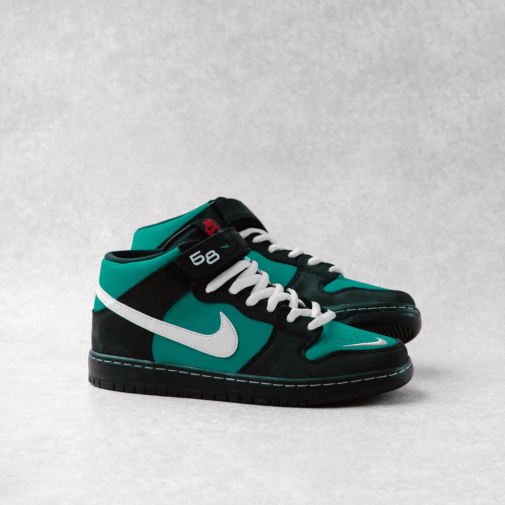 nike sb dunk griffey mid