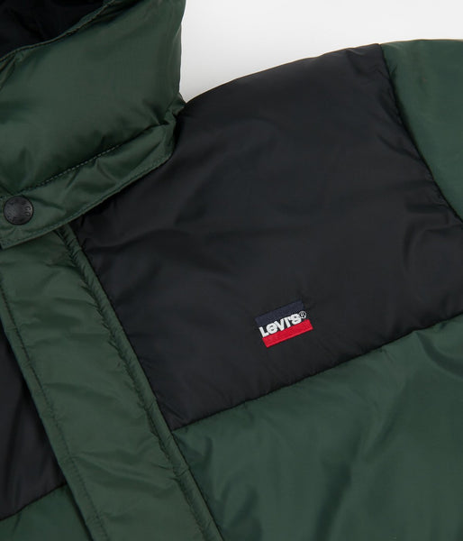 levis green tab