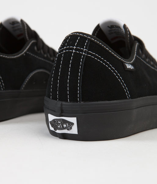 vans av classic pro black white