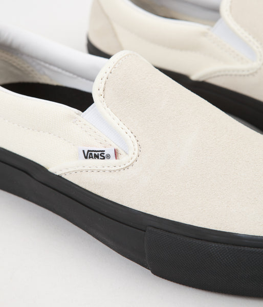 Vans Slip On Shoes - Classic White / Black |