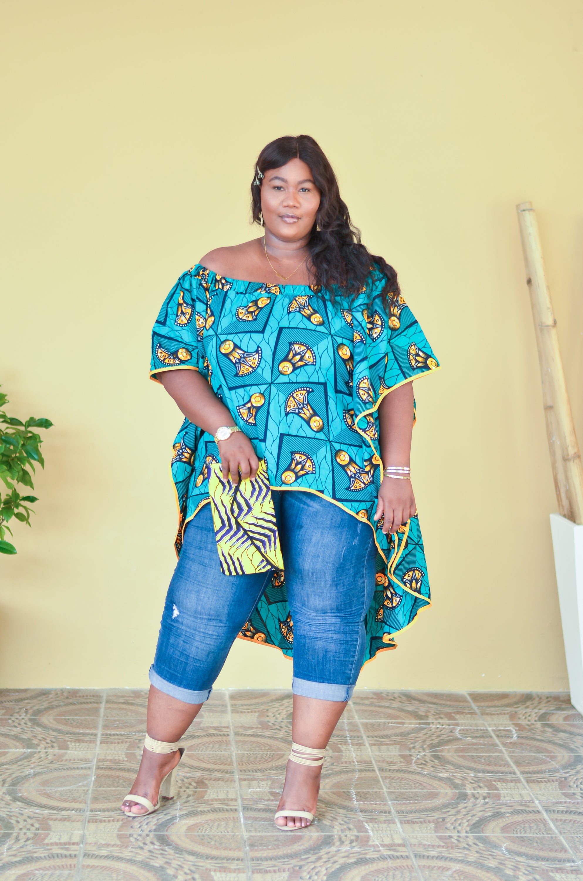 Here Comes the Queen Top *Exclusive Offer* Ocean Blue Fabric