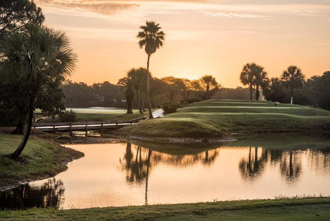 Rent golf clubs on the Gulf Coast
