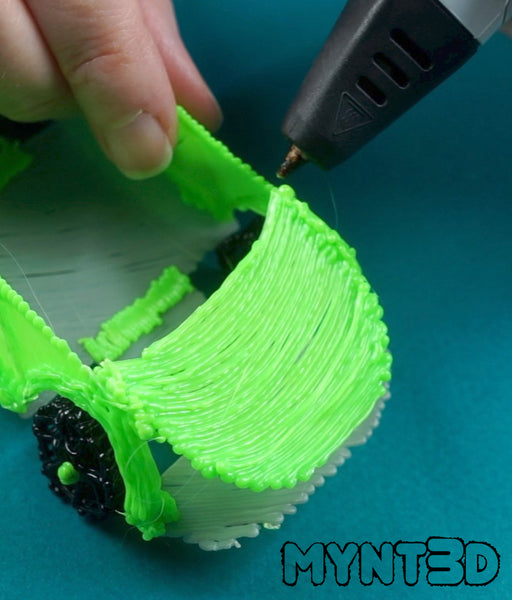 3D pen car project allows you to make a custom vehicle using the free template stencil from MYNT3D | Fun craft project for kids and learning activity for tech design