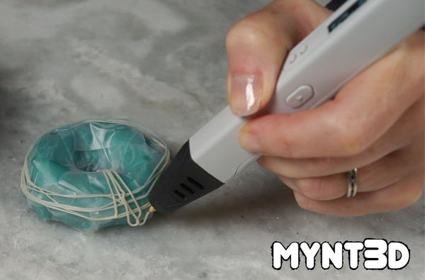creating 3D printing pen donuts from MYNT3D, classic iconic decor or play food that you can DIY