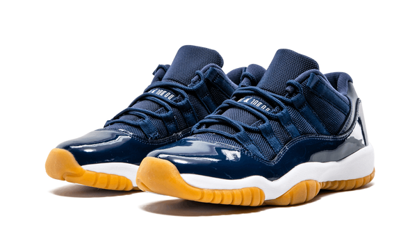 navy gum 11s