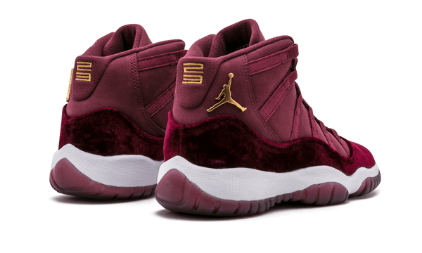 red velvet jordan 11