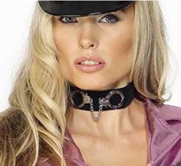 Handcuff choker