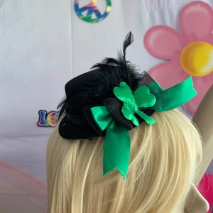 Black Shamrock Mini Top Hat