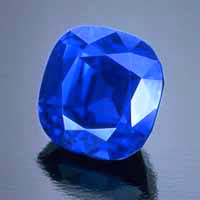 3.03-ct Kashmir sapphire. Photo Courtesy of Tino Hammid ©1986