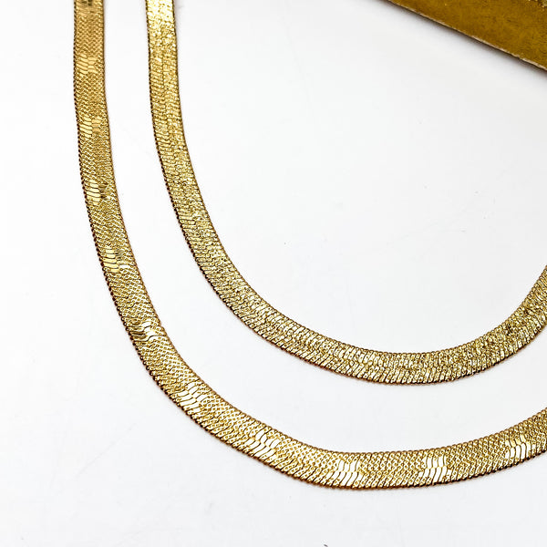 Try to Flirt Layered Herringbone Chain Necklace with Star Imprints in Gold Tone