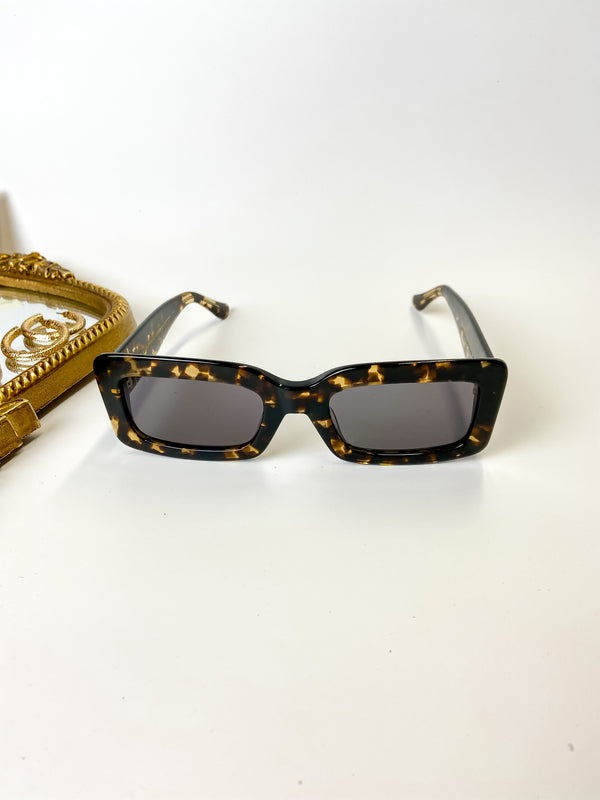 DIFF | Indy Grey Rectangle Lens Sunglasses in Espresso Tortoise