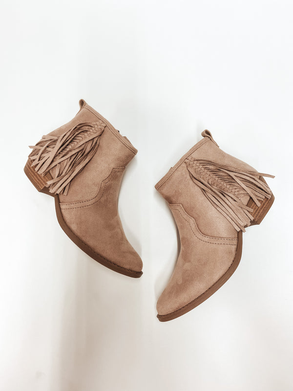 Last Chance Size 6 | Set the Scene Fringe Ankle Booties in Warm Taupe