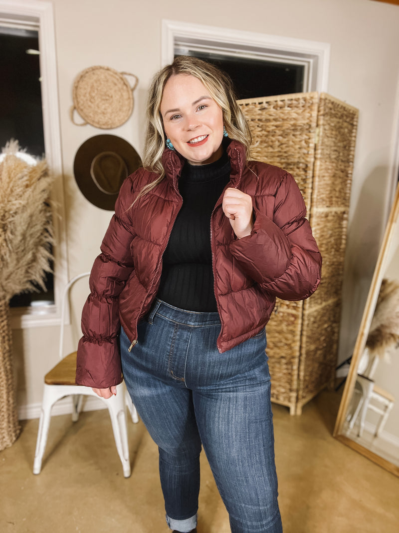 Wrapped In Cozy Cropped Puffer Jacket in Maroon