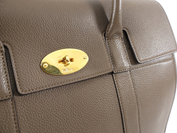 Mulberry, an embossed oak leather 'Bayswater Small' handbag. - Bukowskis