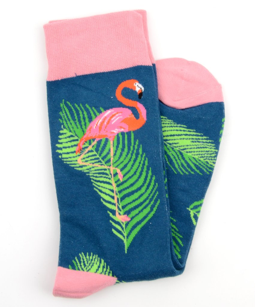Nem tudod, mit vegyél az egzotikus állatokat kedvelő szerettednek? Mutatjuk! Vidám, vibráló színekben úszó flamingós zoknink egy perc alatt fog mindenkit elvarázsolni és a legnagyobb téli fagyokban is a trópusokra repít minket! Válogass tovább madaras zoknijaink között, és találd meg az igazit!