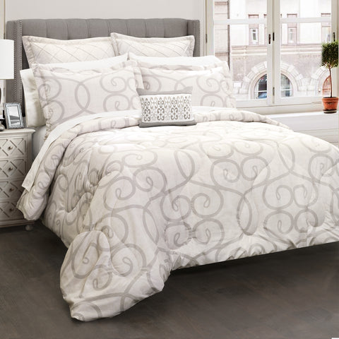 Elegant Scroll Comforter Set