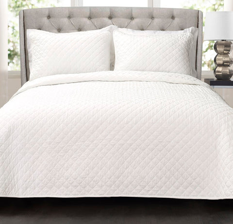 Ava Diamond Quilt Set by Lush Decor