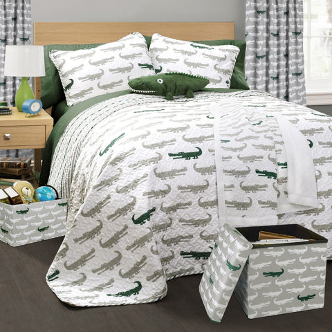 Alligator Quilt, Throw, Storage and Curtains