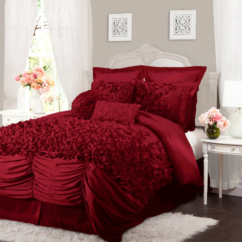 Lucia Comforter Set