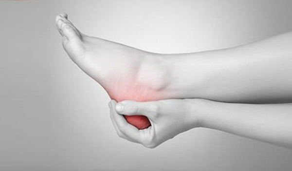 What Causes Heel Pain (Plantar Fasciitis) and How Can I Treat It