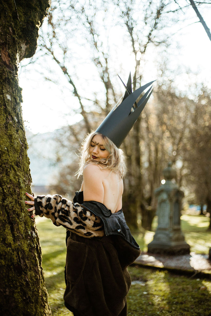 Witches of Juneau, Alaska. A Halloween Photoshoot by Resolute Boutique