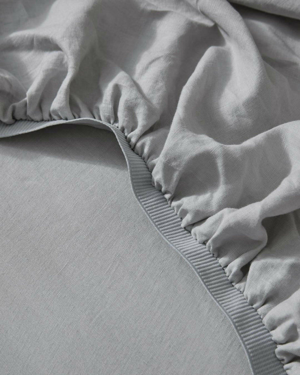 Weave Home Ravello Fitted Sheet - Silver (Various Sizes) (7688094515449)