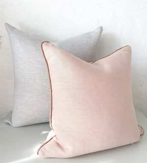 norsu Cushion, Lindeman Snow - Norsu Interiors (10423020099)