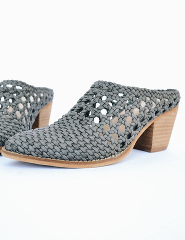 SBICCA THALIA MULE - Brown