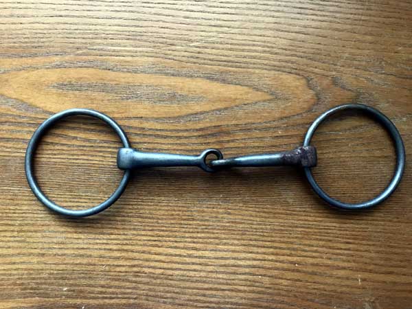 snaffle bit for horses