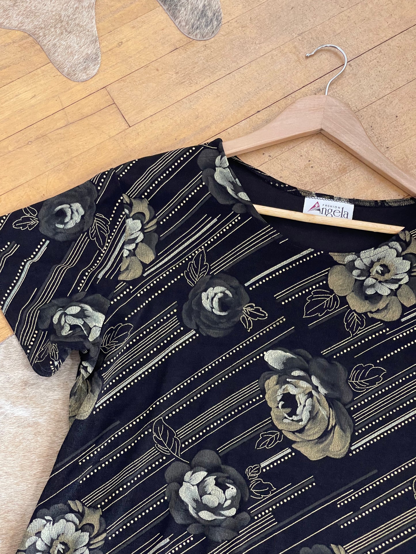 Vintage Slinky Top - L
