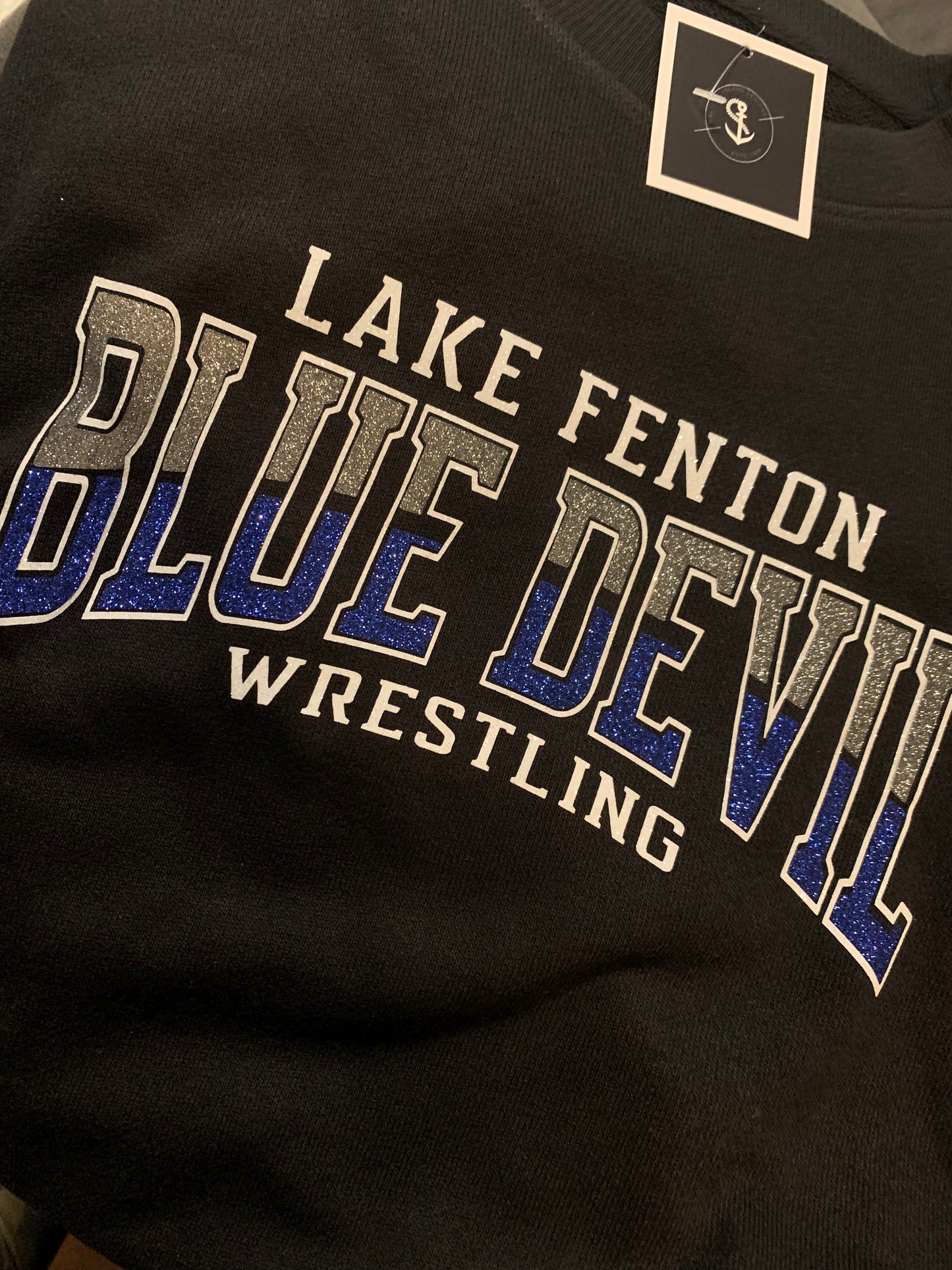 COZY CHAMPION SWEATSHIRT SPARKLE DESIGN WOMENS YOUTH LAKE FENTON WRESTLING MOM SISTER GRANDMA