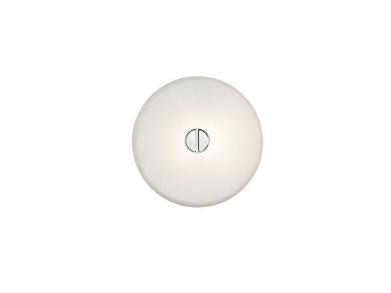 Flos-MiniButton-walllamp-1