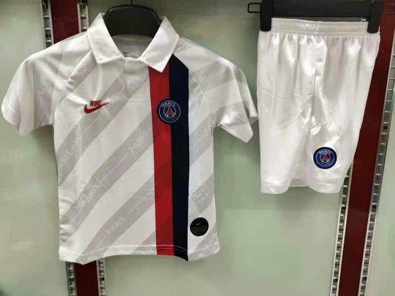 paris saint germain third kit