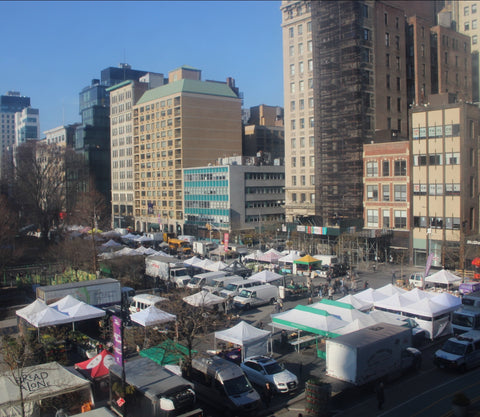 Overview of Union square greenmarket 