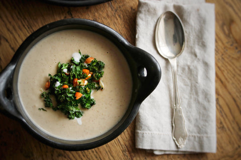 Creamy vegan cauliflower soup