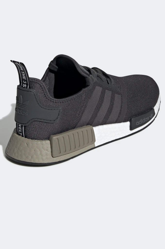 nmd_r1 adidas shoes