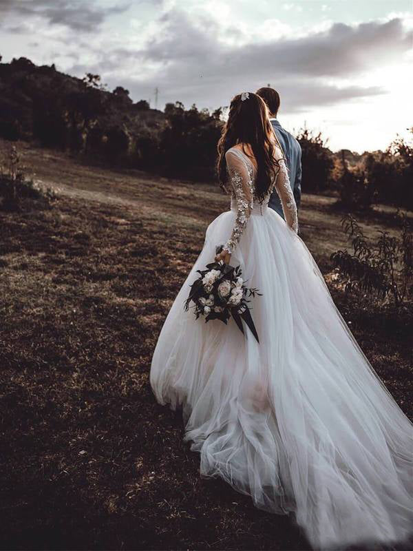 boho wedding dress with sleeves