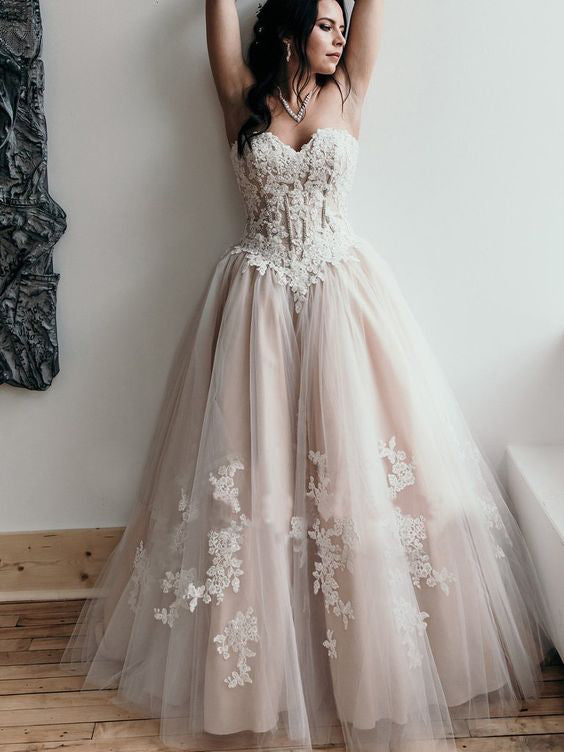 sweetheart lace bridal gowns