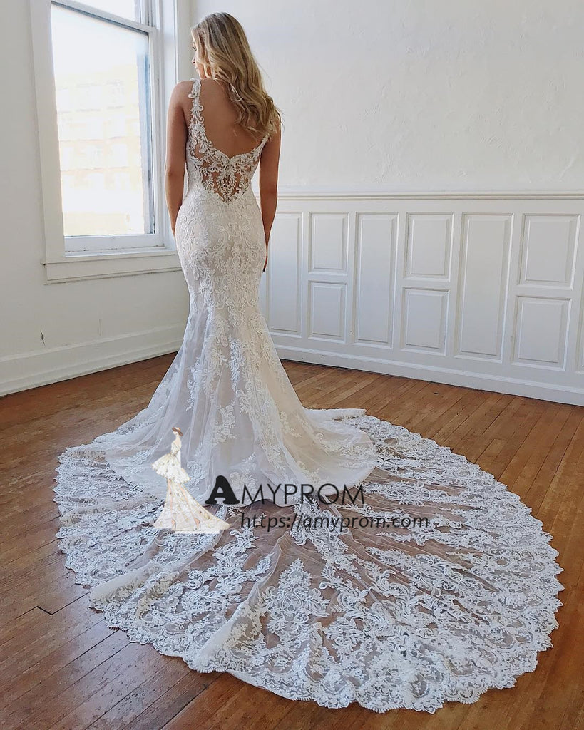 Chic Rustic Lace Wedding Dress Vintage V Neck Unique Wedding Gowns