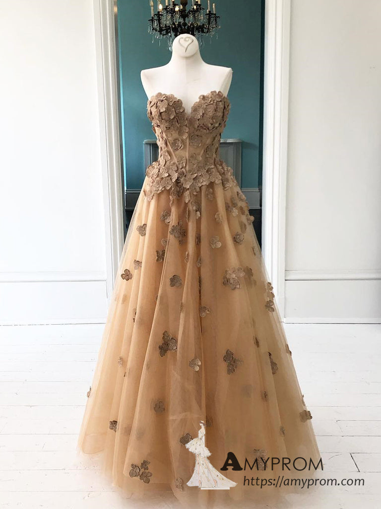 beautiful unique dresses