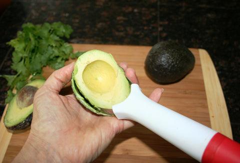 avocado-fruit-scoop